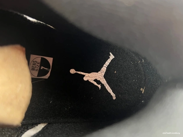 JORDAN DD0587-110 5 BLACK' 'WHITE AIR RETRO 1121